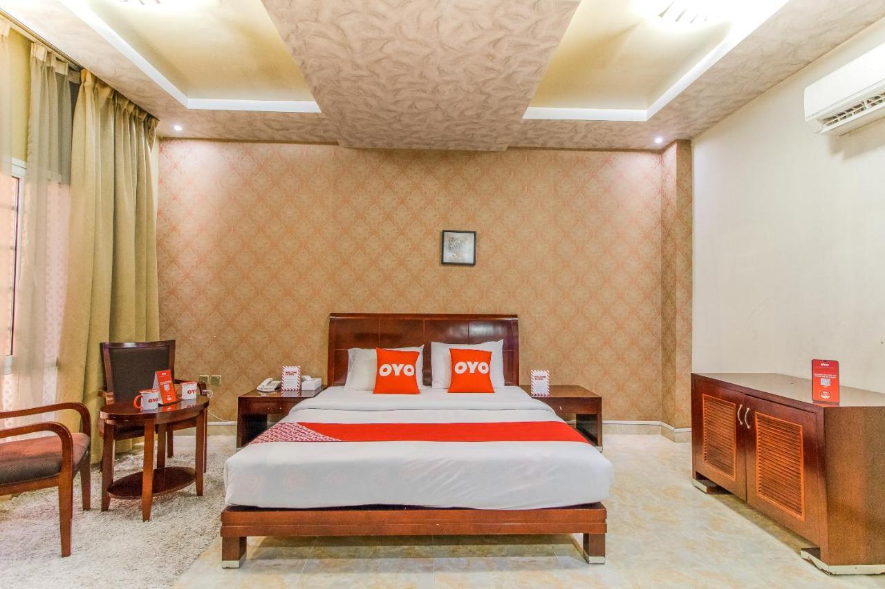 Oyo 109 Al Thabit Modern Hotel Apartment Hayl Al 'Umayr Экстерьер фото